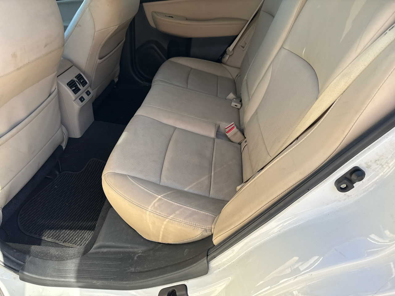 Subaru Outback 4dr Wgn 3.6R Limited 2016