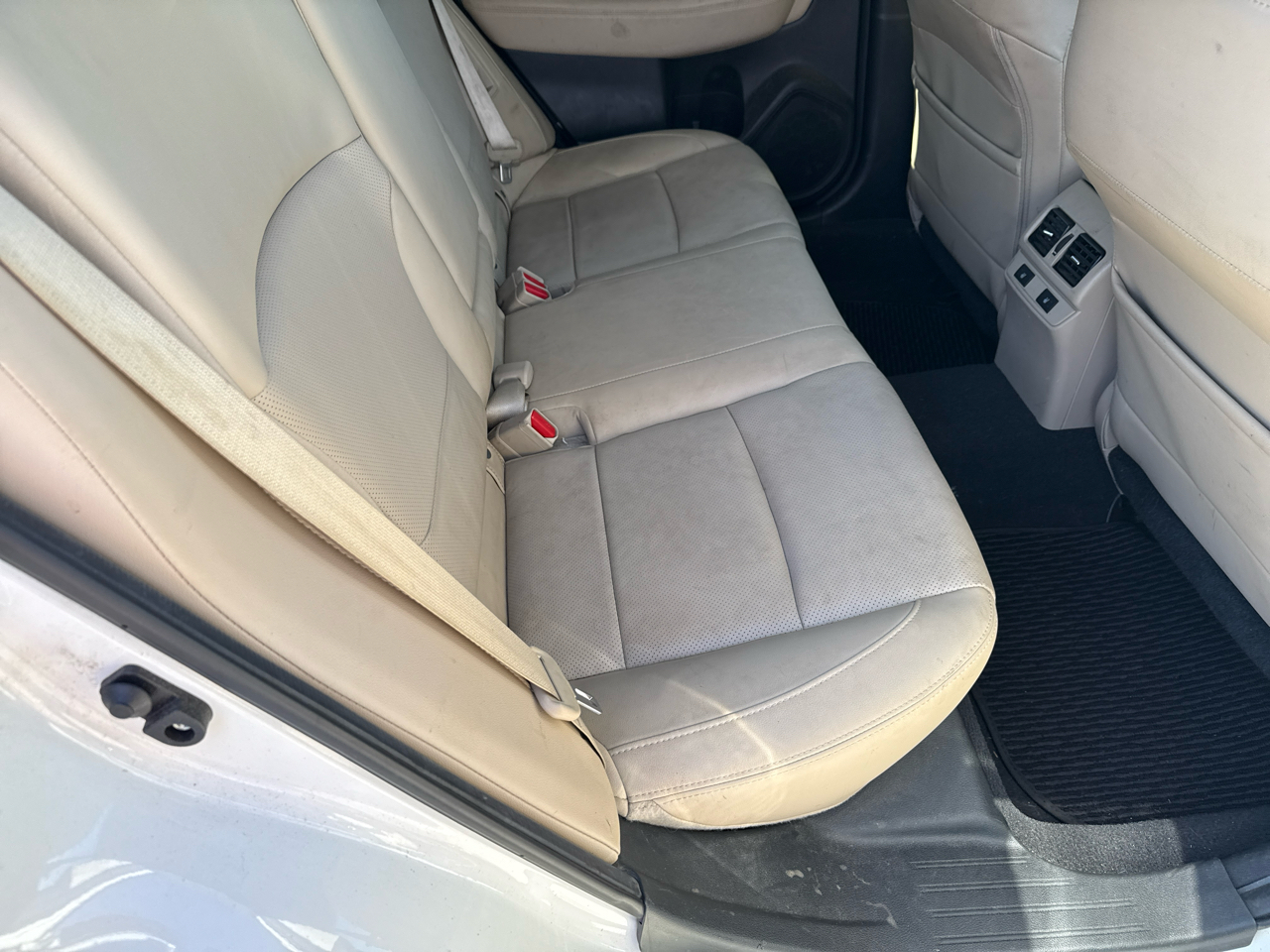 Subaru Outback 4dr Wgn 3.6R Limited 2016