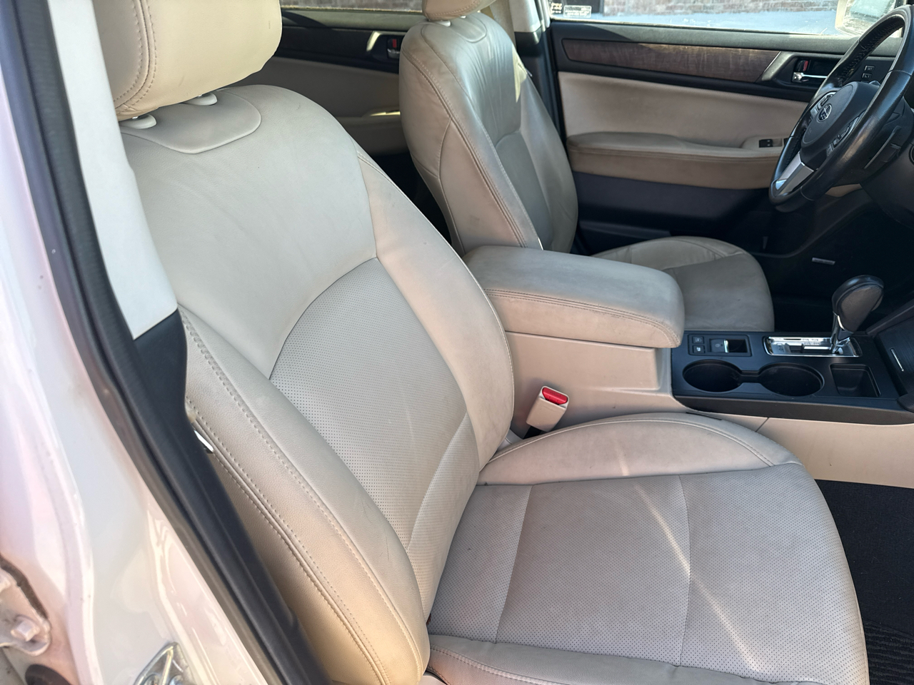 Subaru Outback 4dr Wgn 3.6R Limited 2016