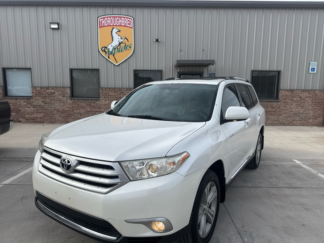 Toyota Highlander 4WD 4dr V6 Limited (Natl) 2012