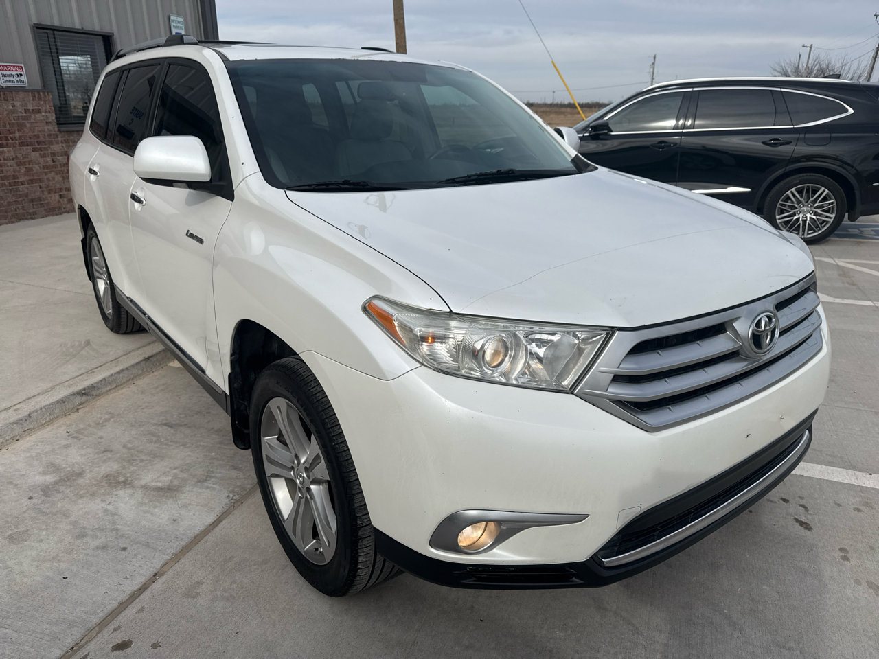 Toyota Highlander 4WD 4dr V6 Limited (Natl) 2012