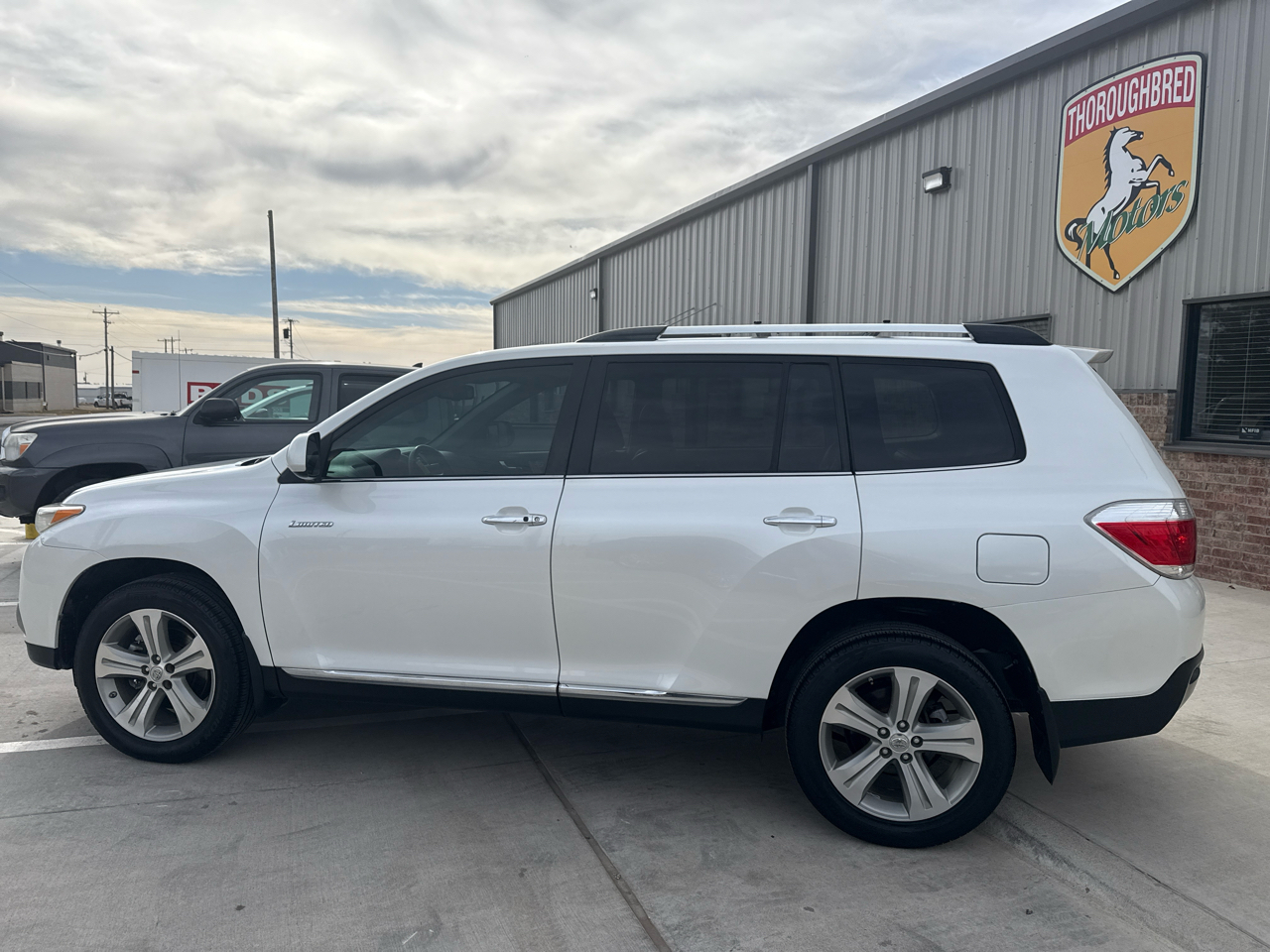 Toyota Highlander 4WD 4dr V6 Limited (Natl) 2012