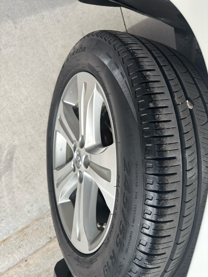 Toyota Highlander 4WD 4dr V6 Limited (Natl) 2012