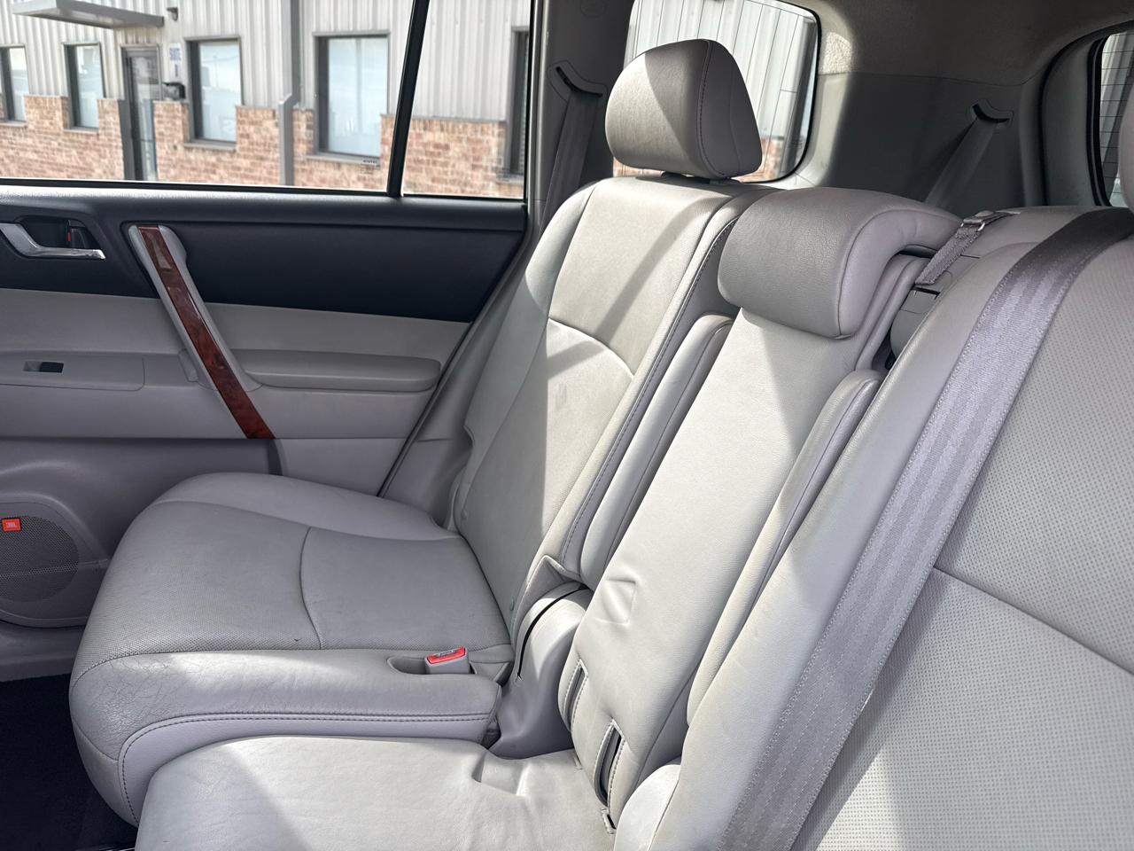 Toyota Highlander 4WD 4dr V6 Limited (Natl) 2012