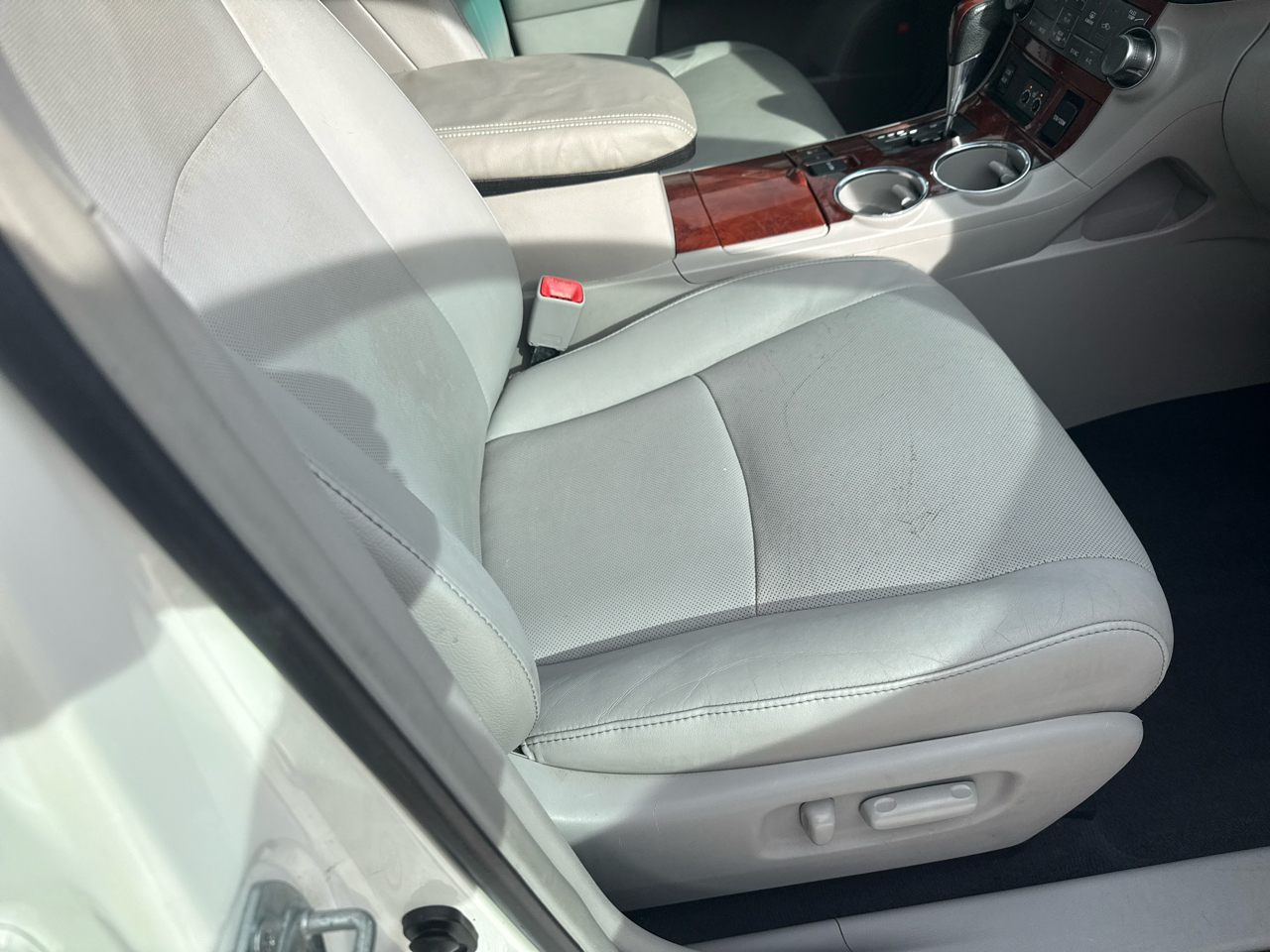 Toyota Highlander 4WD 4dr V6 Limited (Natl) 2012