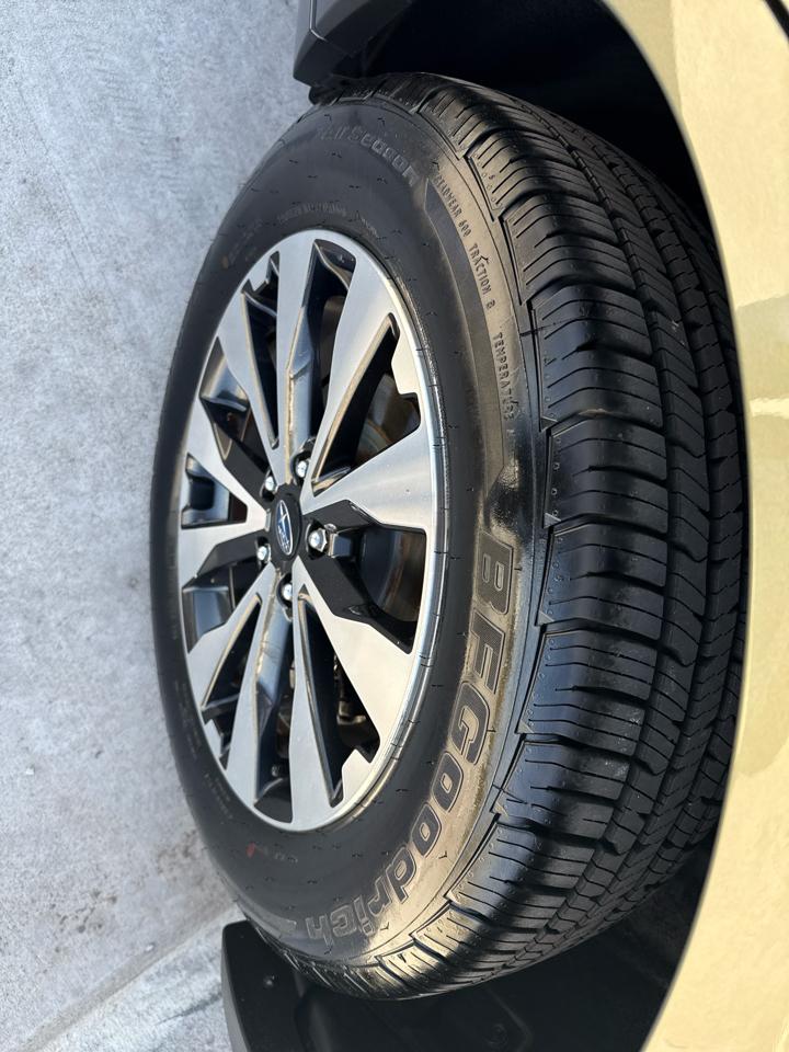 Subaru Outback 4dr Wgn 2.5i Limited 2016