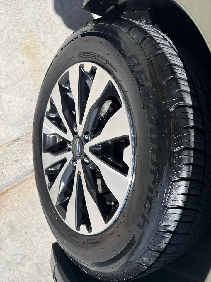 Subaru Outback 4dr Wgn 2.5i Limited 2016