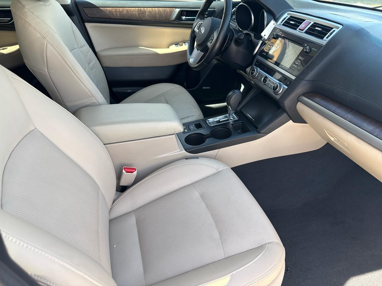 Subaru Outback 4dr Wgn 2.5i Limited 2016