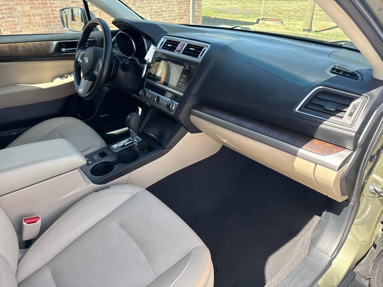 Subaru Outback 4dr Wgn 2.5i Limited 2016