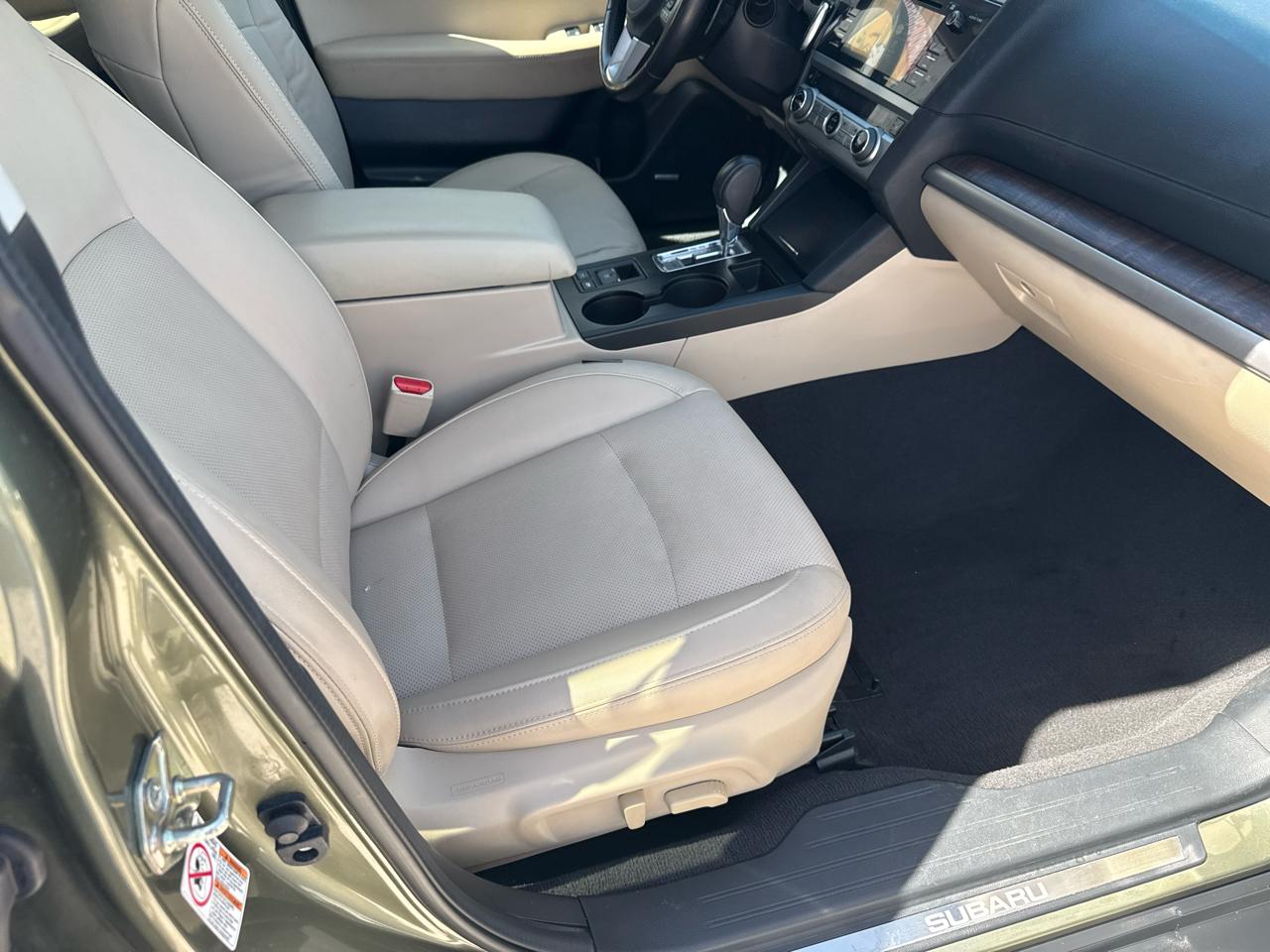 Subaru Outback 4dr Wgn 2.5i Limited 2016