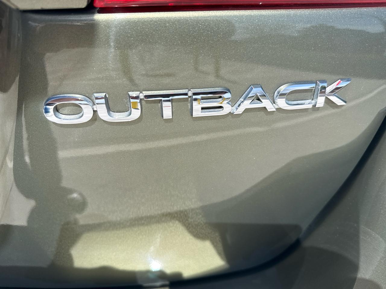 Subaru Outback 4dr Wgn 2.5i Limited 2016