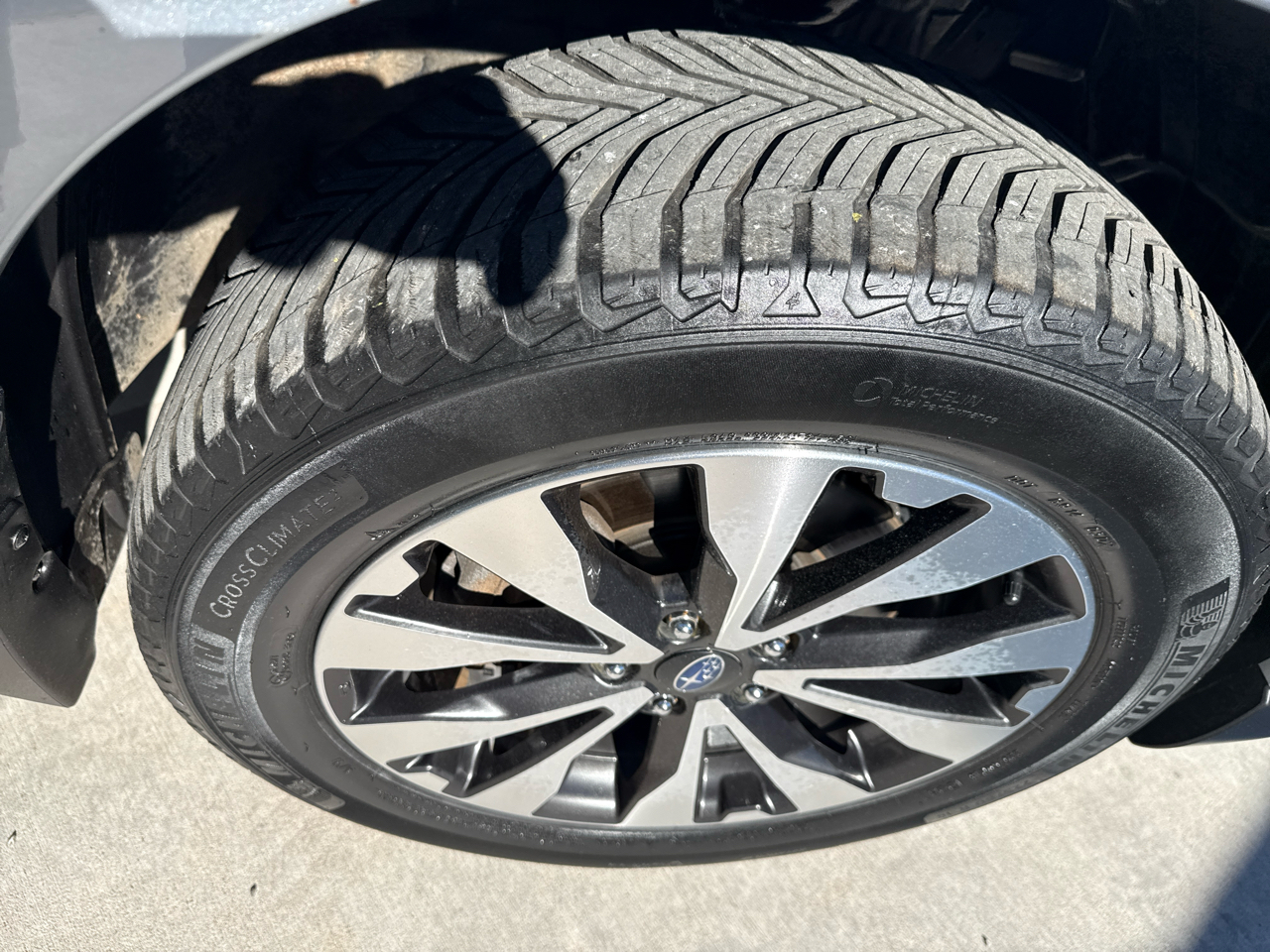 Subaru Outback 4dr Wgn 3.6R Limited 2016