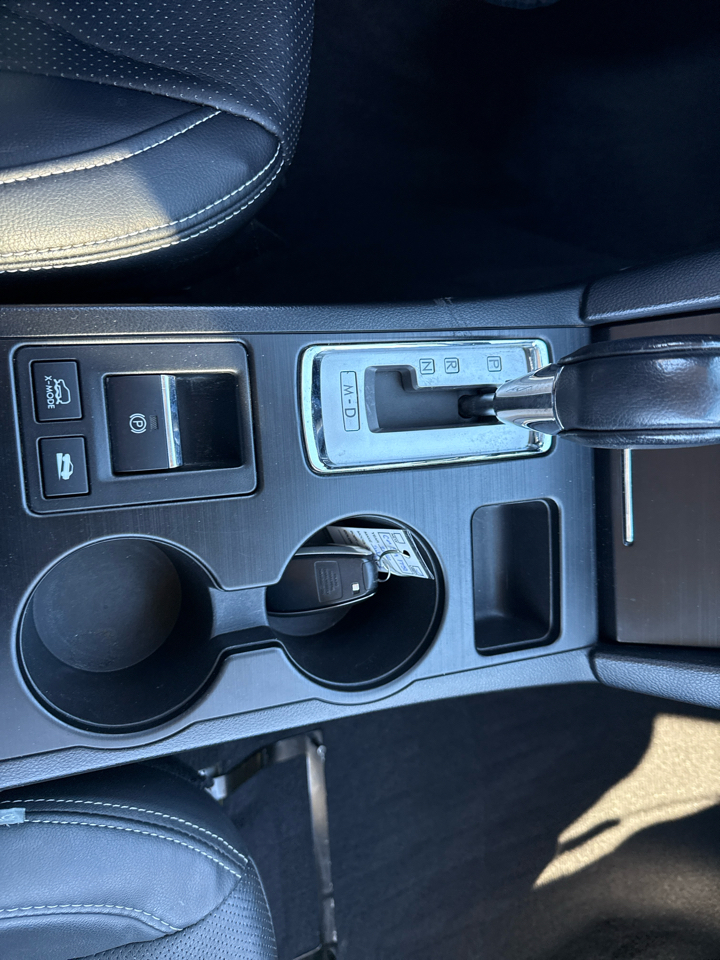 Subaru Outback 4dr Wgn 3.6R Limited 2016