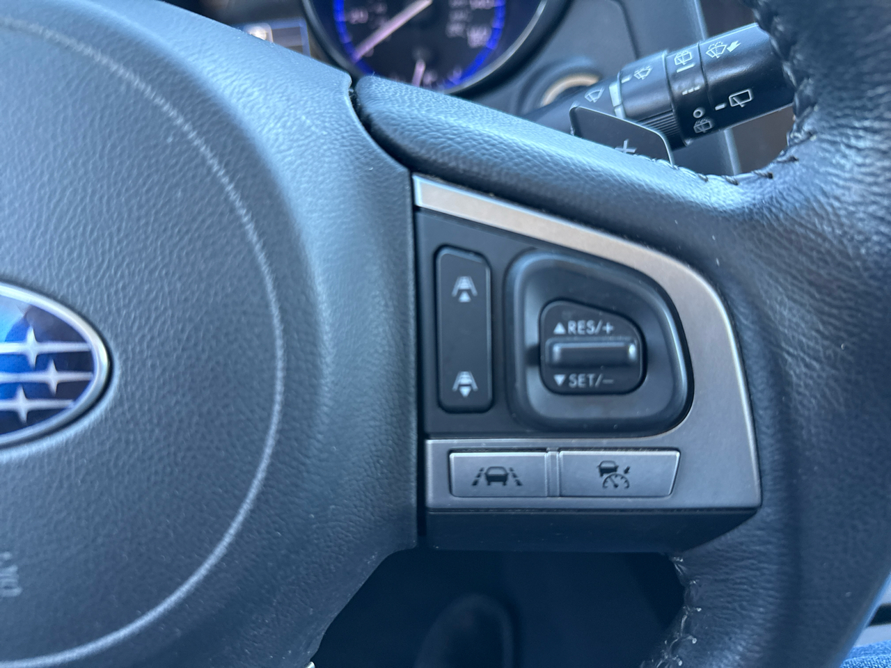 Subaru Outback 4dr Wgn 3.6R Limited 2016