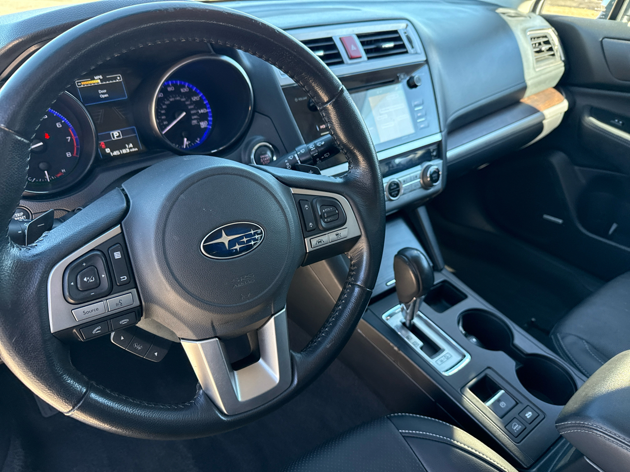 Subaru Outback 4dr Wgn 3.6R Limited 2016