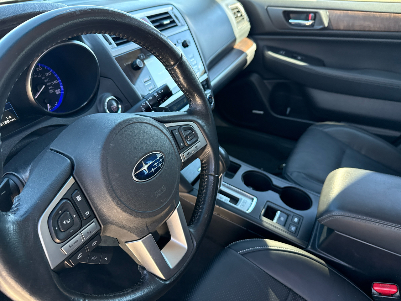 Subaru Outback 4dr Wgn 3.6R Limited 2016