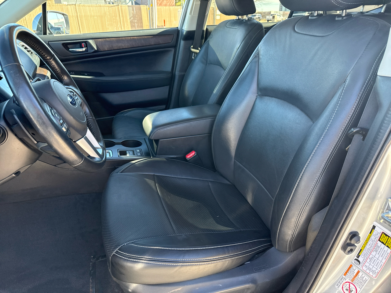 Subaru Outback 4dr Wgn 3.6R Limited 2016