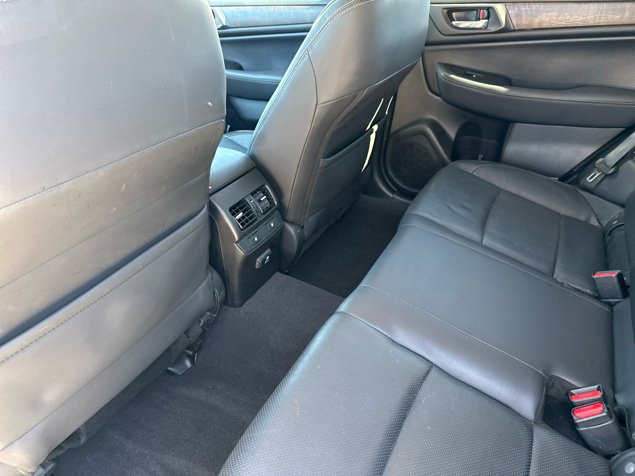 Subaru Outback 4dr Wgn 3.6R Limited 2016