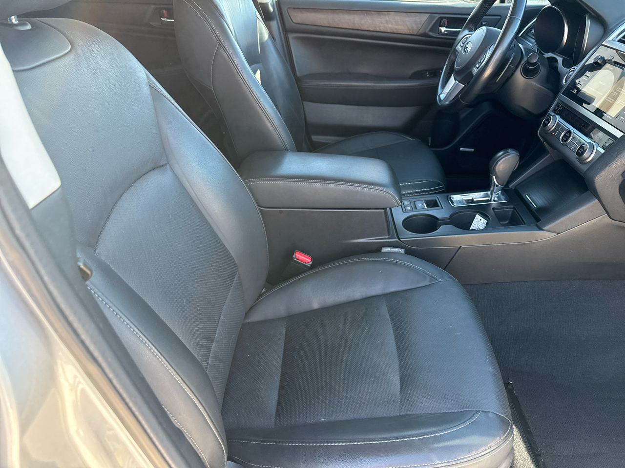 Subaru Outback 4dr Wgn 3.6R Limited 2016