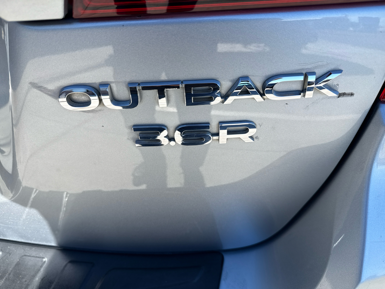 Subaru Outback 4dr Wgn 3.6R Limited 2016
