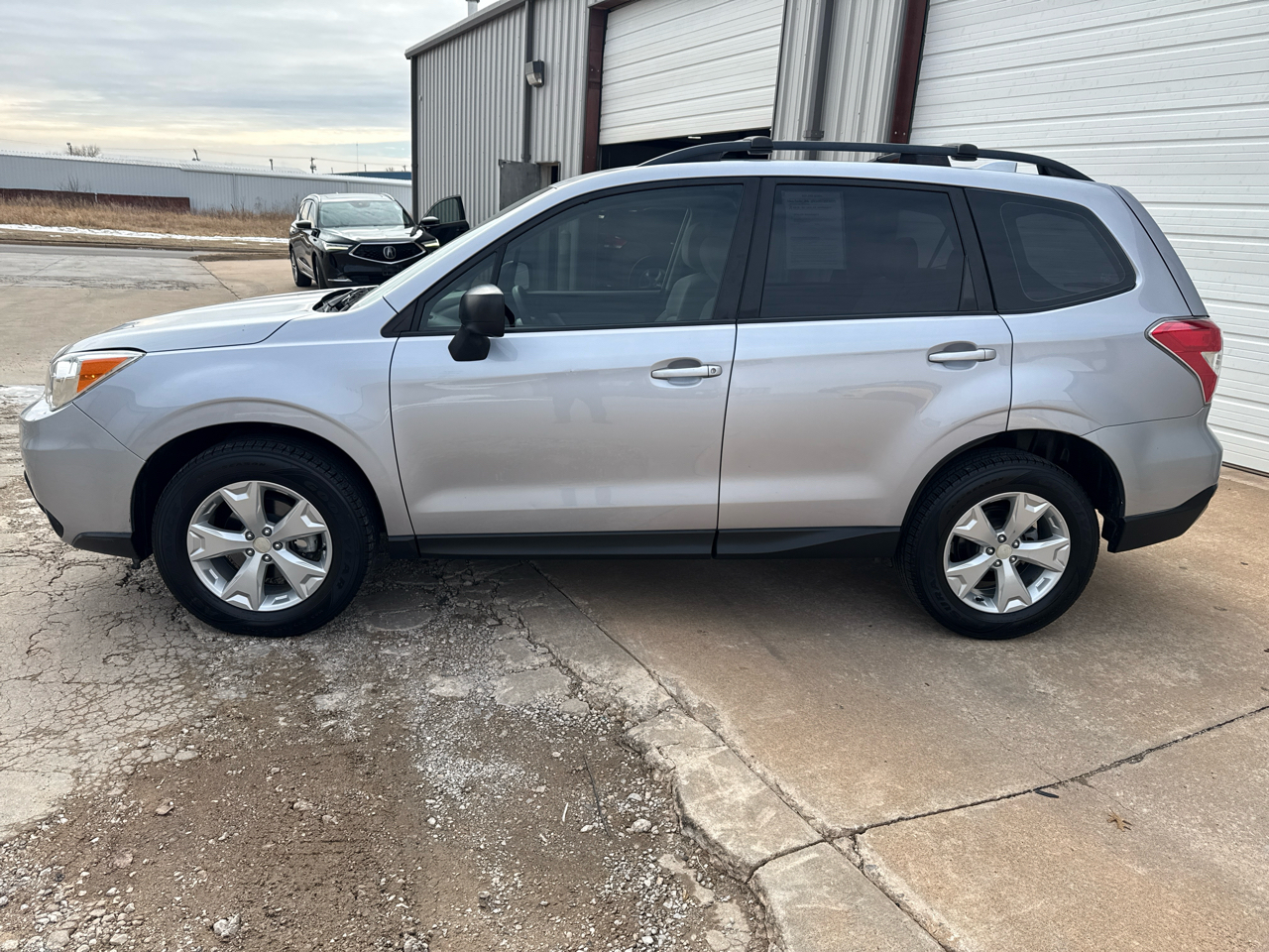 Subaru Forester 4dr CVT 2.5i PZEV 2016