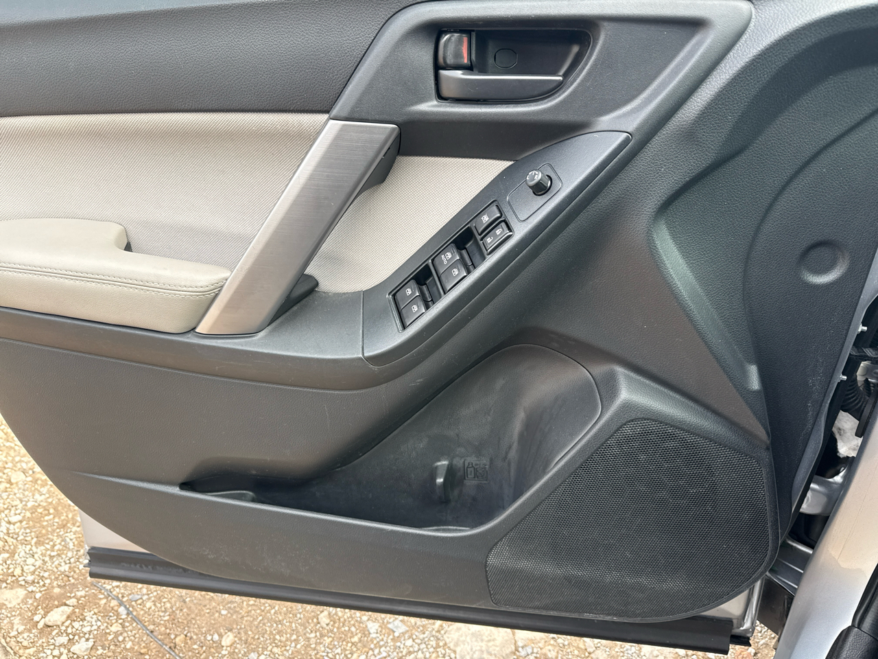 Subaru Forester 4dr CVT 2.5i PZEV 2016