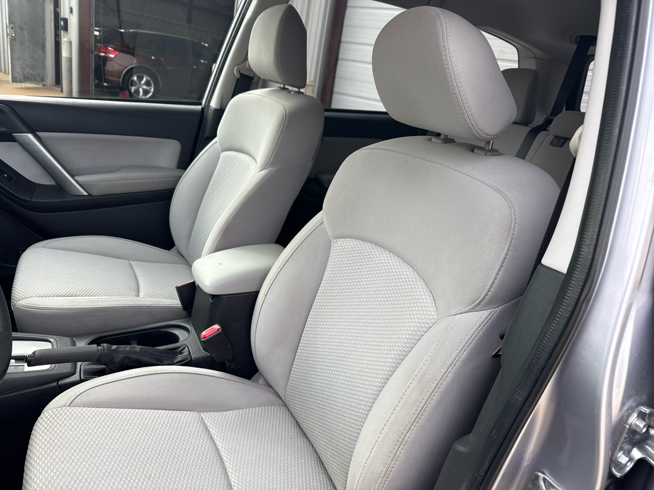 Subaru Forester 4dr CVT 2.5i PZEV 2016