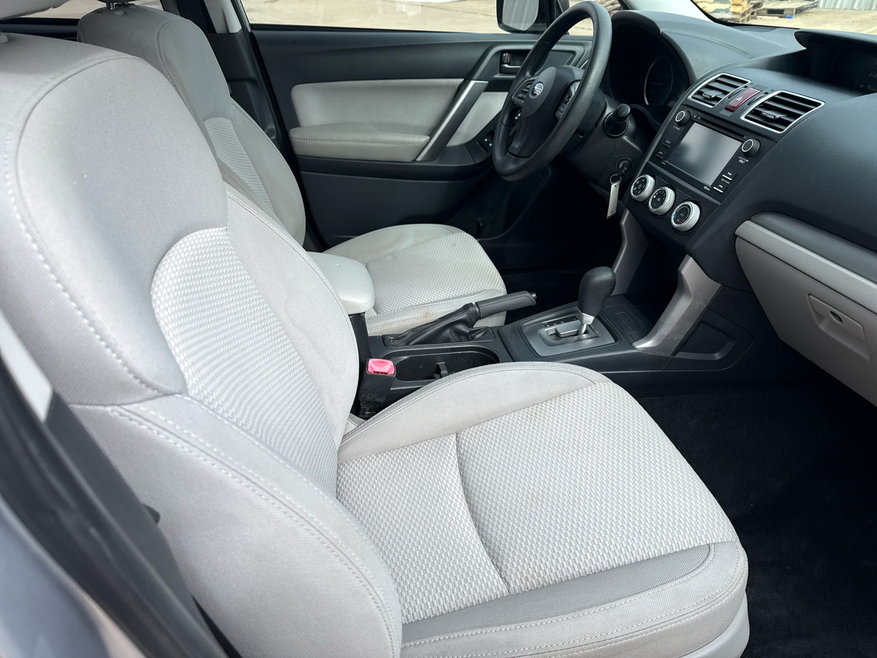 Subaru Forester 4dr CVT 2.5i PZEV 2016