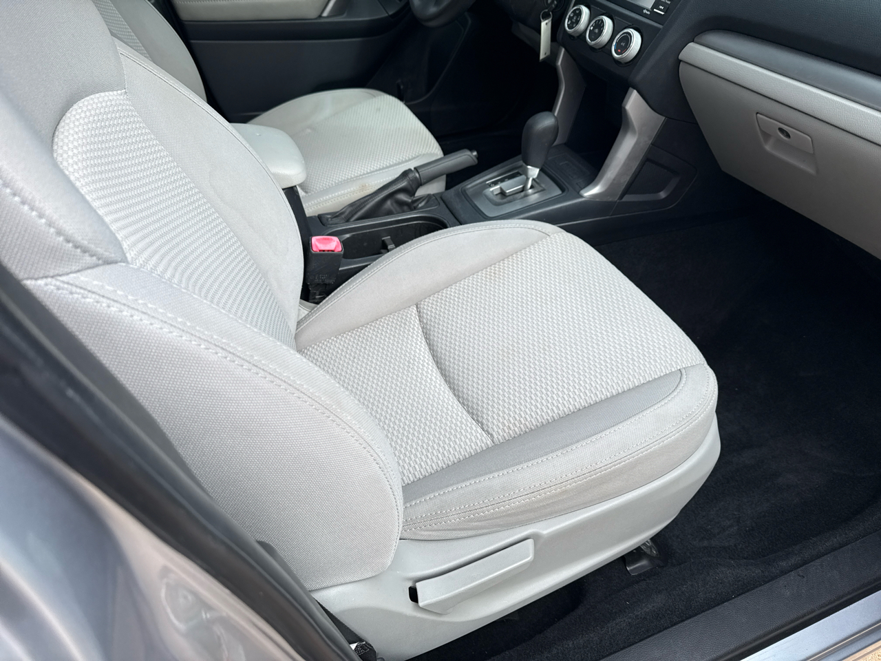 Subaru Forester 4dr CVT 2.5i PZEV 2016