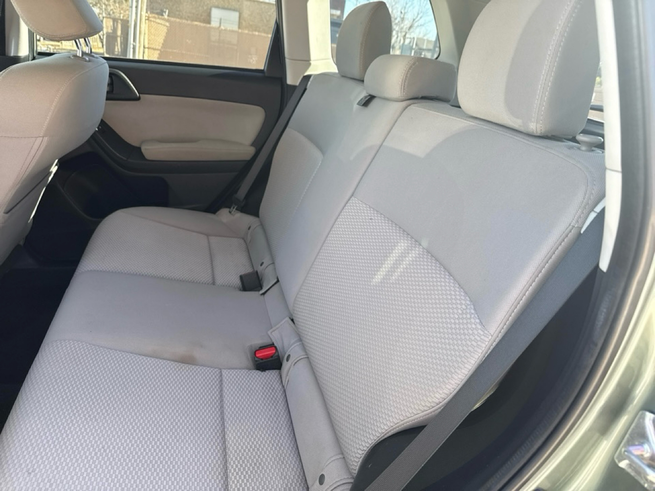 Subaru Forester 4dr CVT 2.5i PZEV 2015