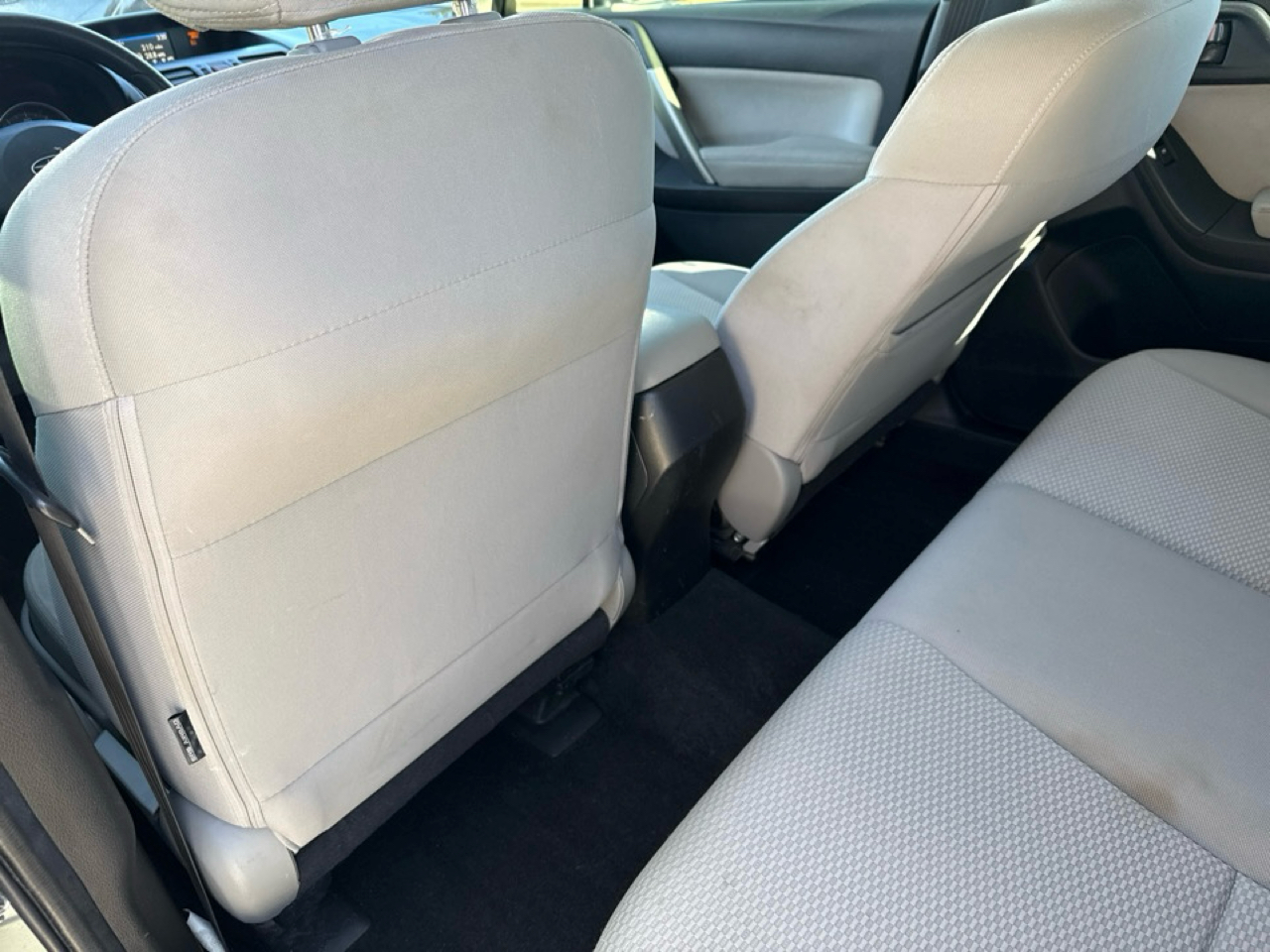 Subaru Forester 4dr CVT 2.5i PZEV 2015