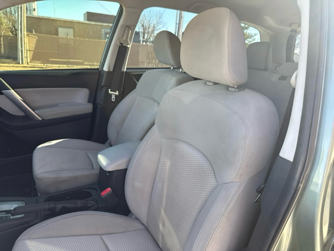 Subaru Forester 4dr CVT 2.5i PZEV 2015