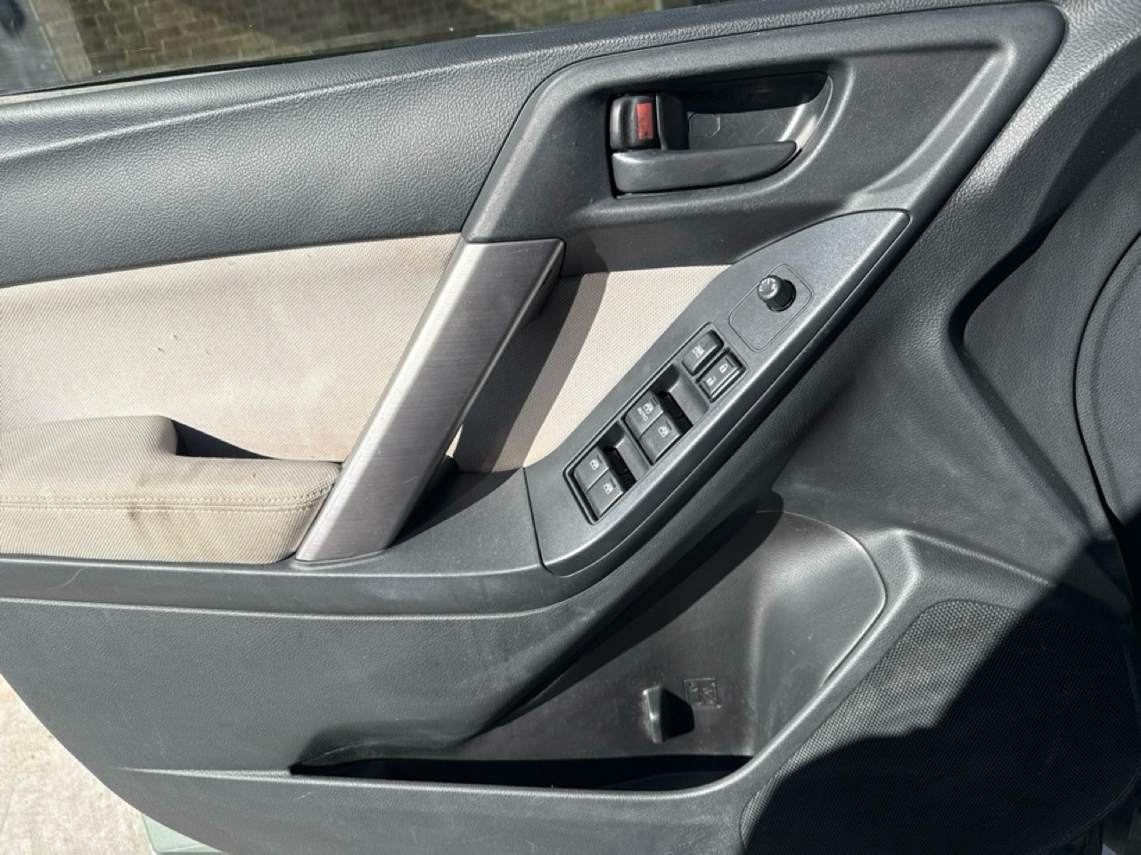 Subaru Forester 4dr CVT 2.5i PZEV 2015