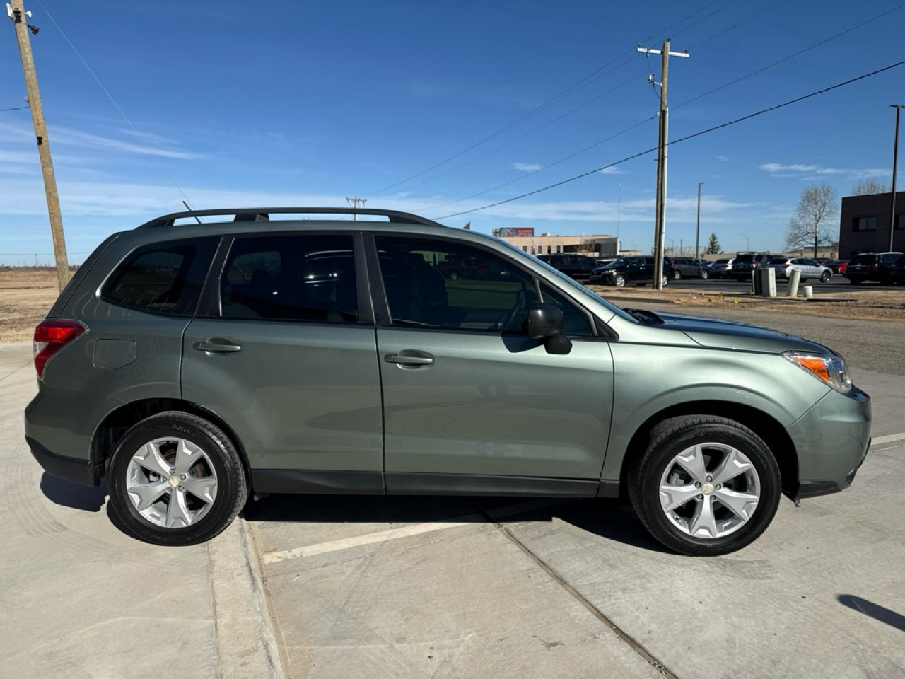 Subaru Forester 4dr CVT 2.5i PZEV 2015