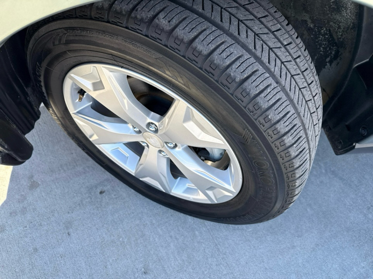 Subaru Forester 4dr CVT 2.5i PZEV 2015