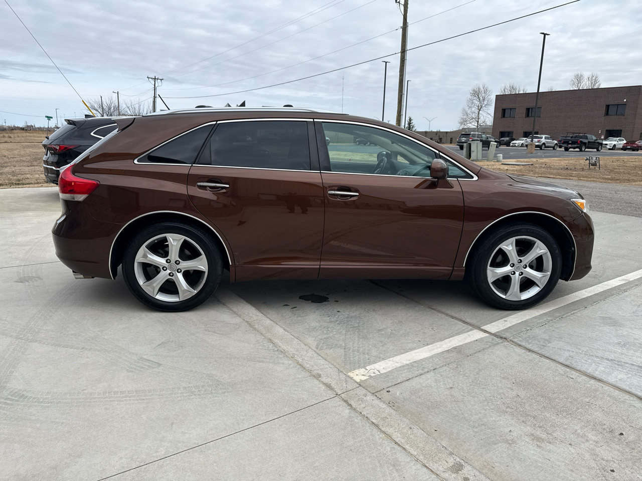 Toyota Venza 4dr Wgn V6 FWD (Natl) 2009