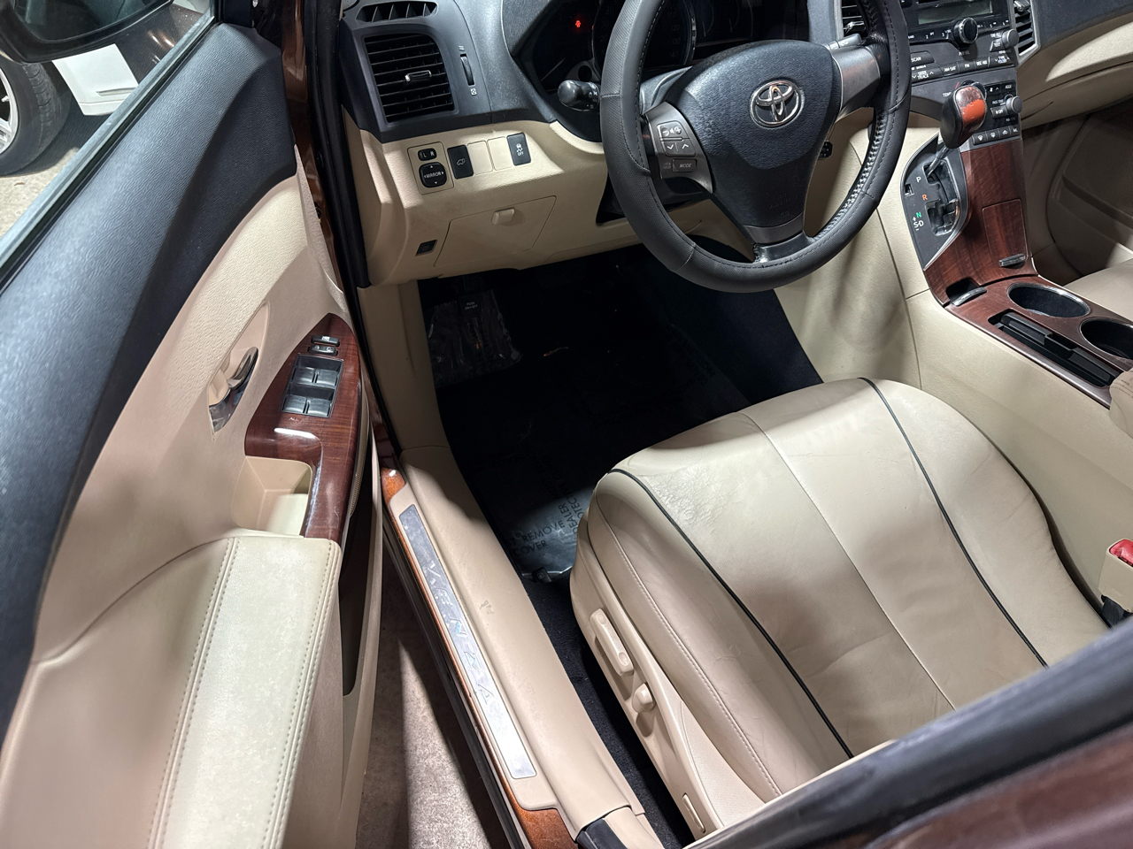 Toyota Venza 4dr Wgn V6 FWD (Natl) 2009