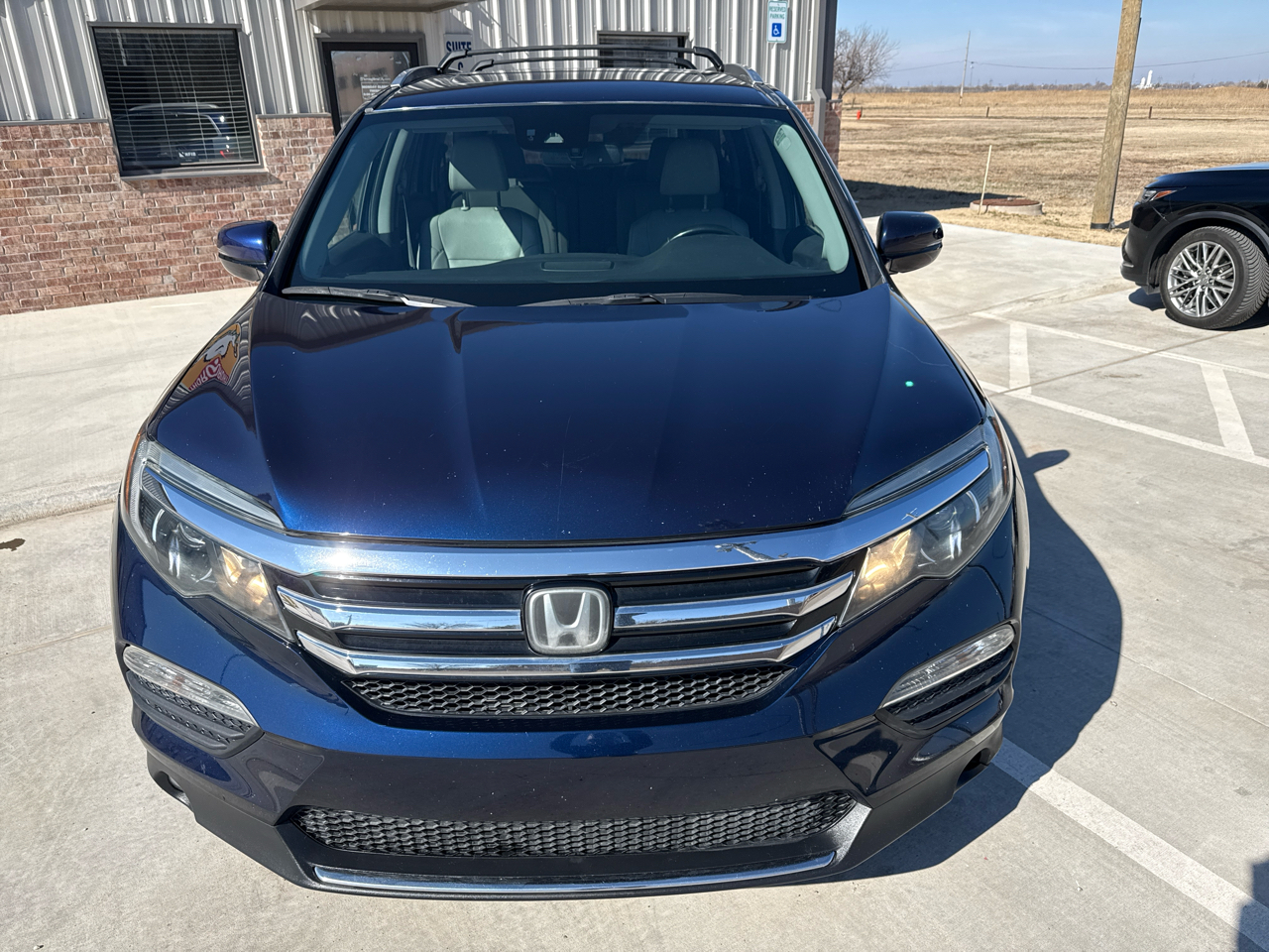Honda Pilot AWD 4dr Elite w/RES & Navi 2016
