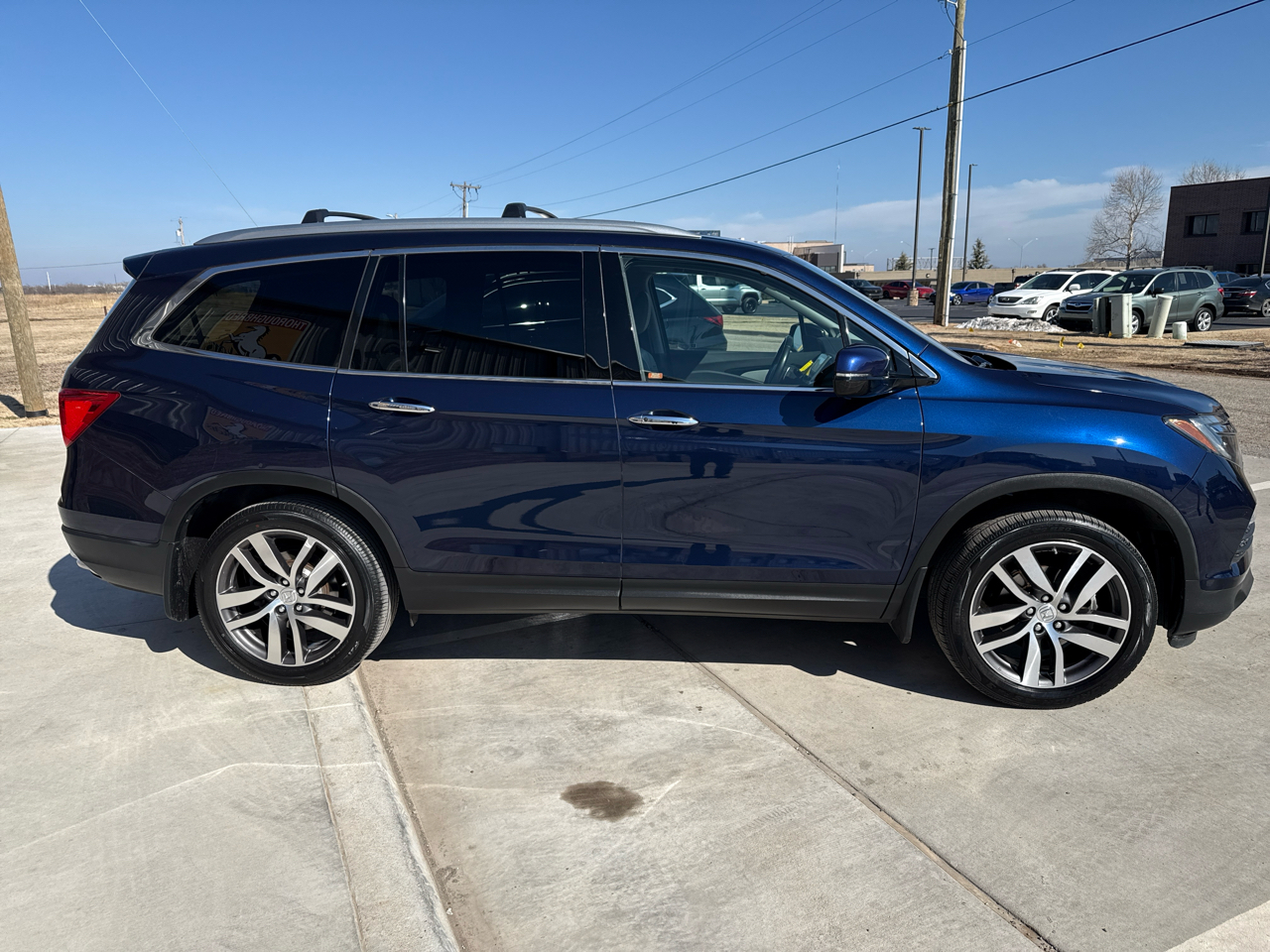 Honda Pilot AWD 4dr Elite w/RES & Navi 2016
