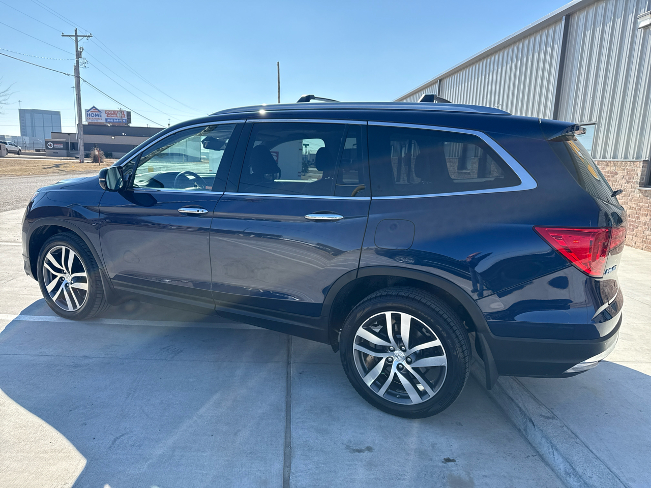 Honda Pilot AWD 4dr Elite w/RES & Navi 2016