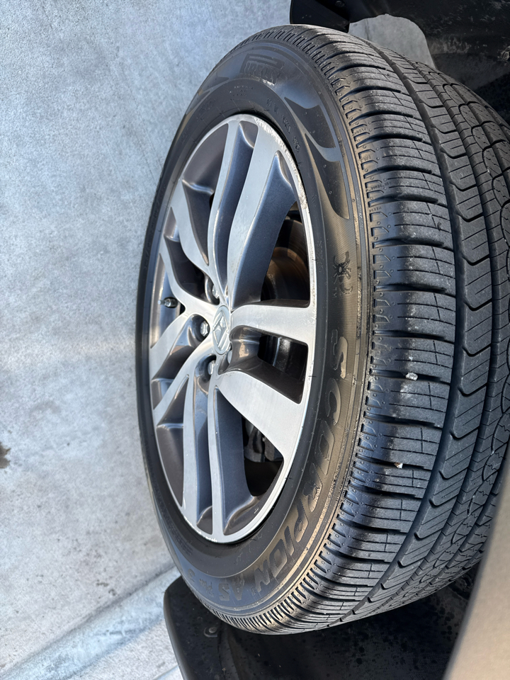 Honda Pilot AWD 4dr Elite w/RES & Navi 2016