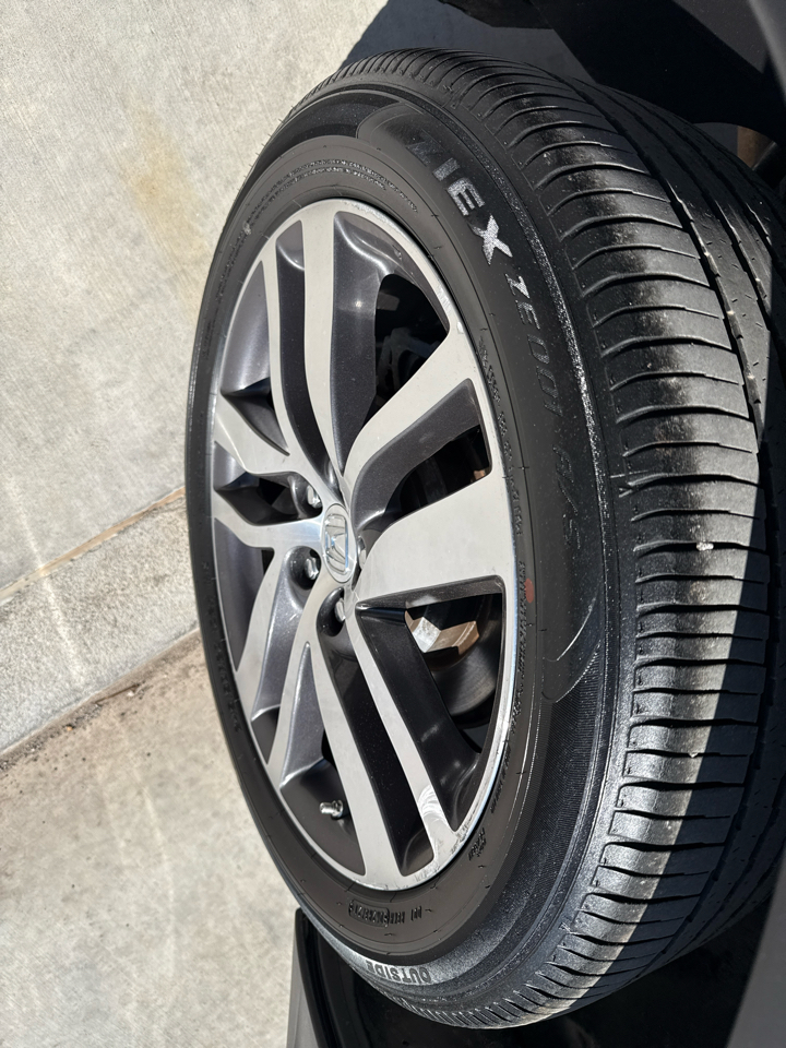 Honda Pilot AWD 4dr Elite w/RES & Navi 2016