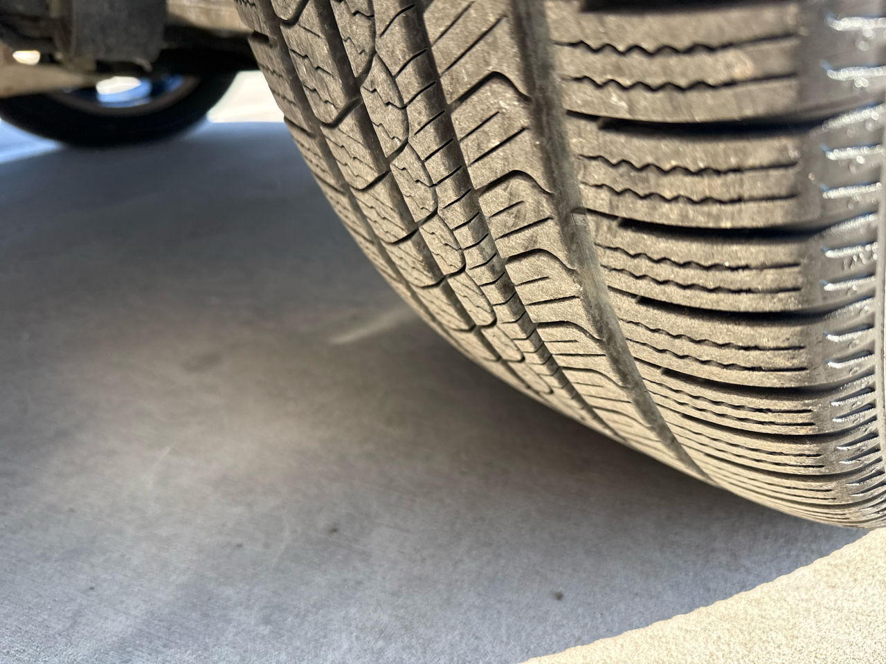 Honda Pilot AWD 4dr Elite w/RES & Navi 2016