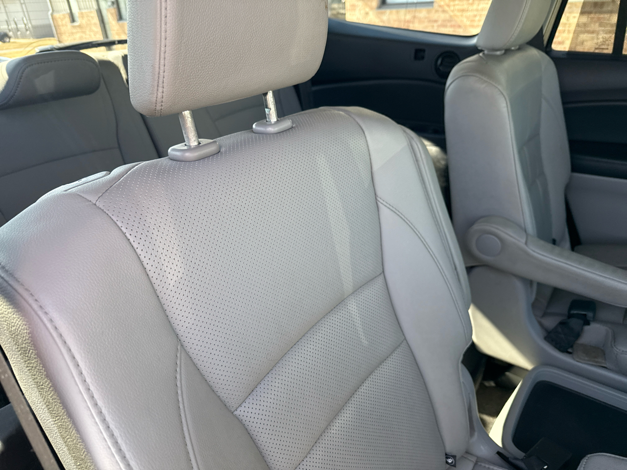 Honda Pilot AWD 4dr Elite w/RES & Navi 2016