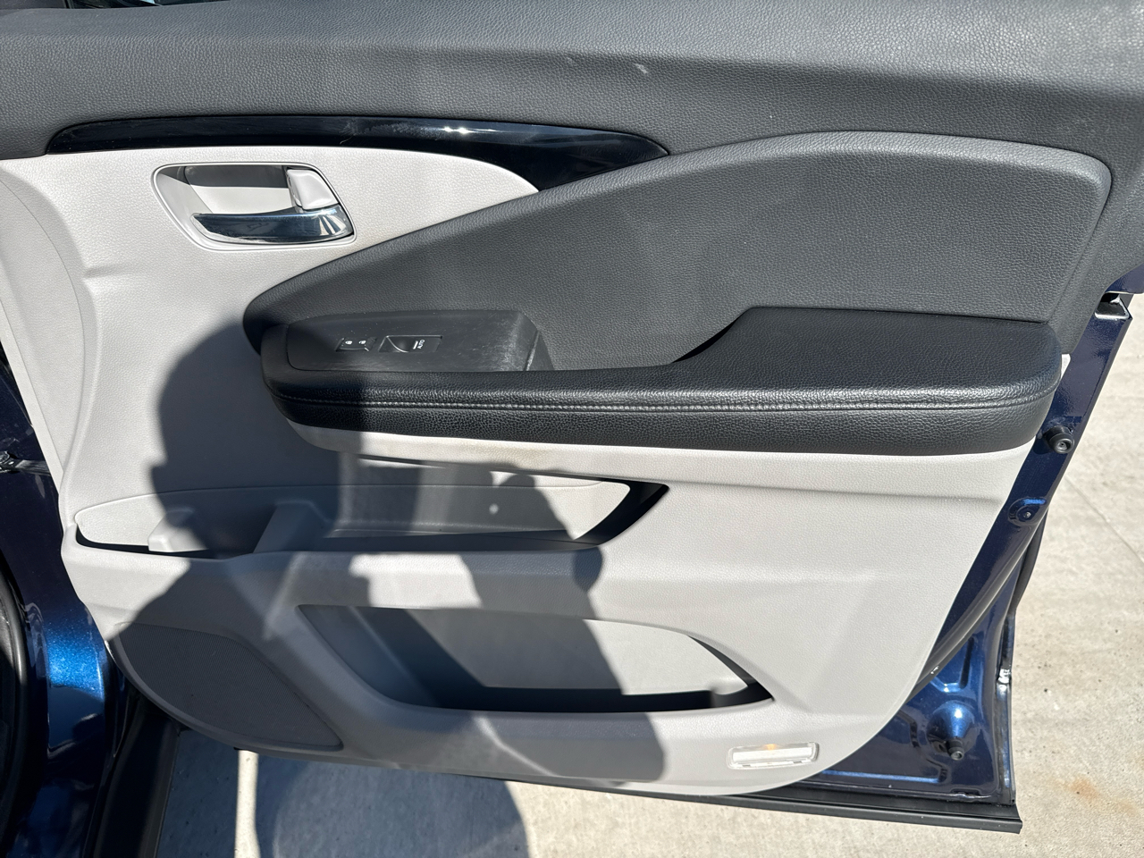 Honda Pilot AWD 4dr Elite w/RES & Navi 2016