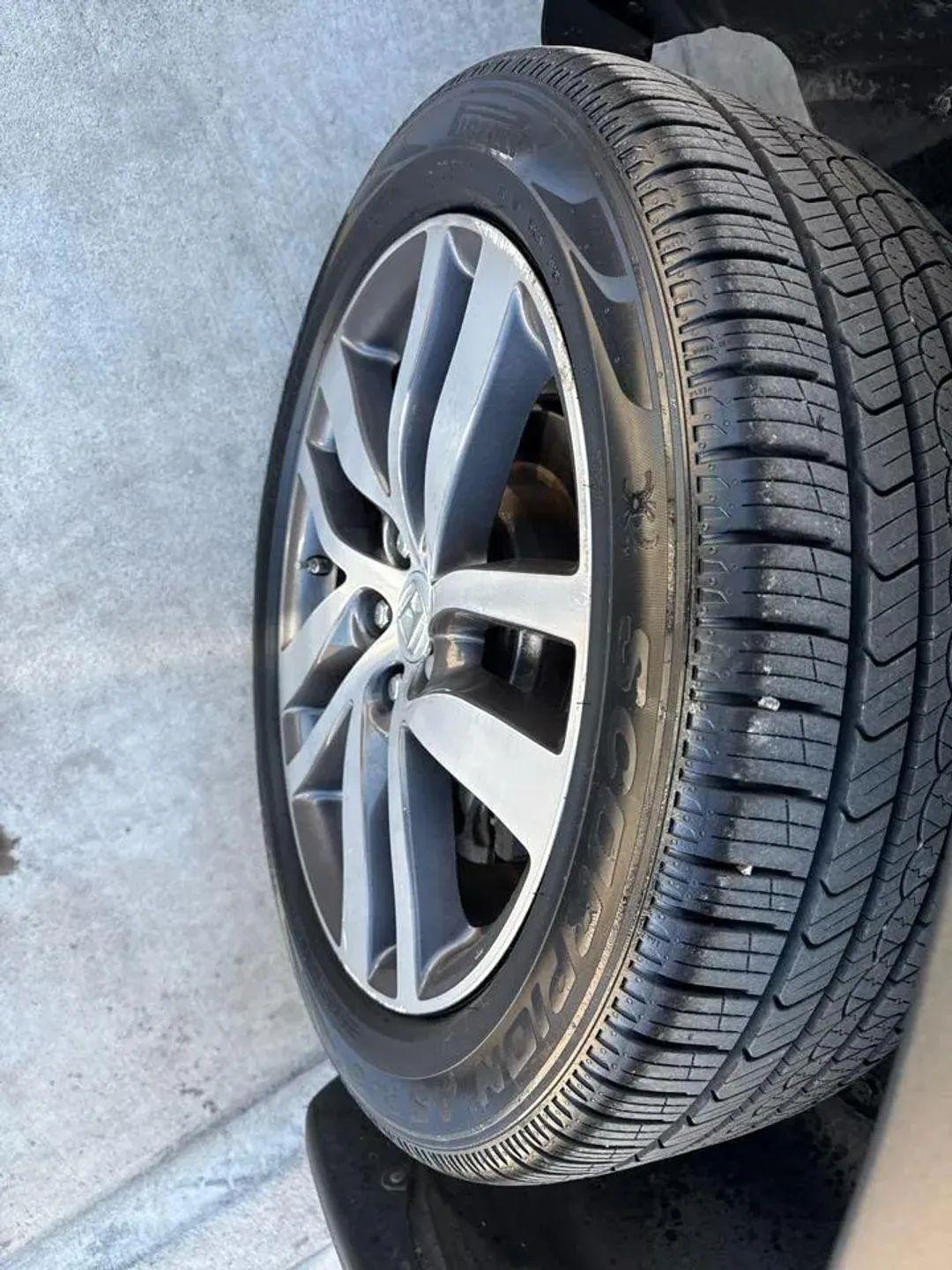Honda Pilot AWD 4dr Elite w/RES & Navi 2016