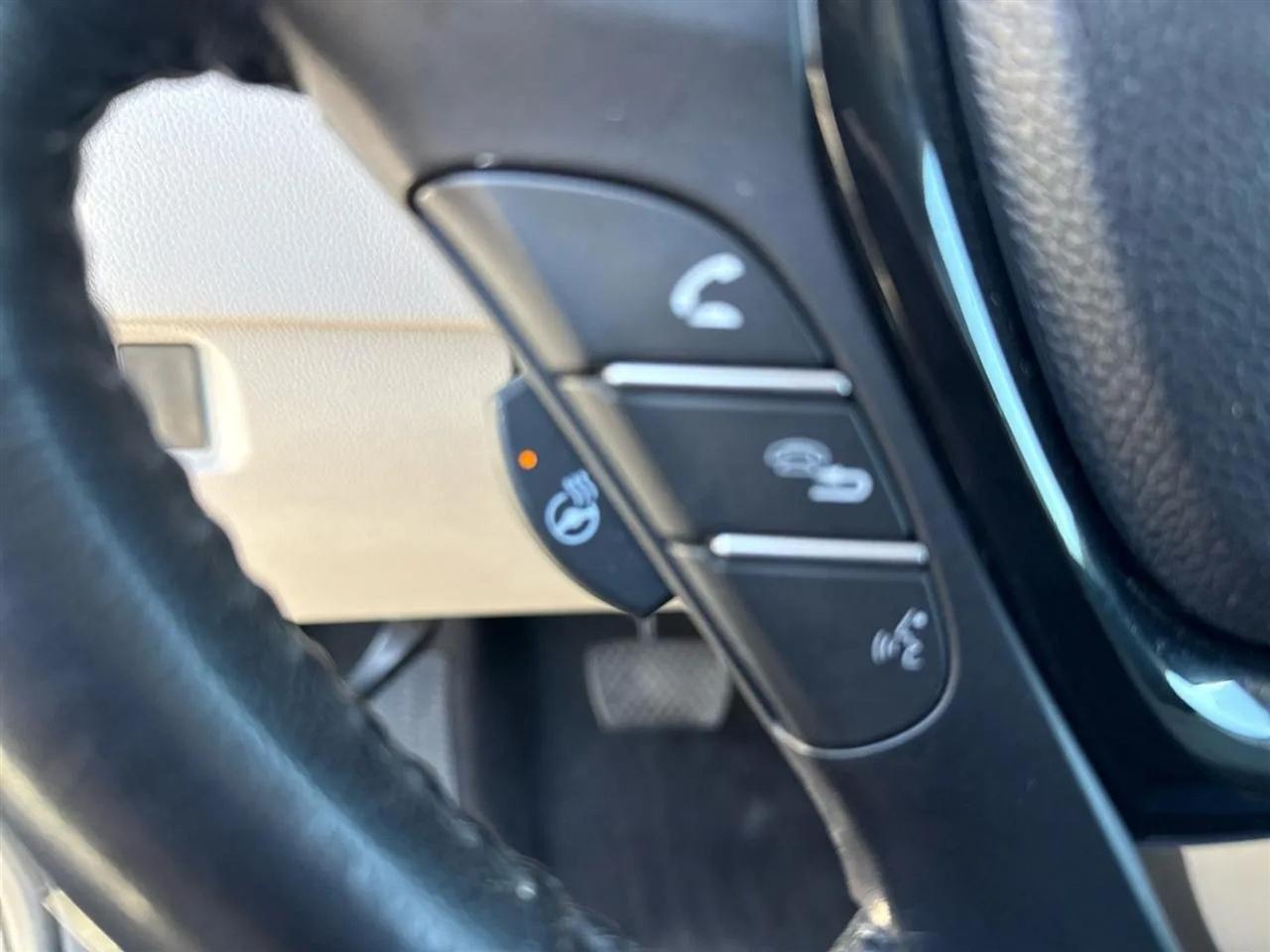Honda Pilot AWD 4dr Elite w/RES & Navi 2016