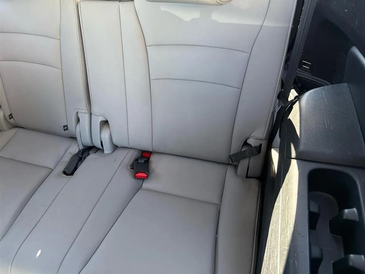 Honda Pilot AWD 4dr Elite w/RES & Navi 2016