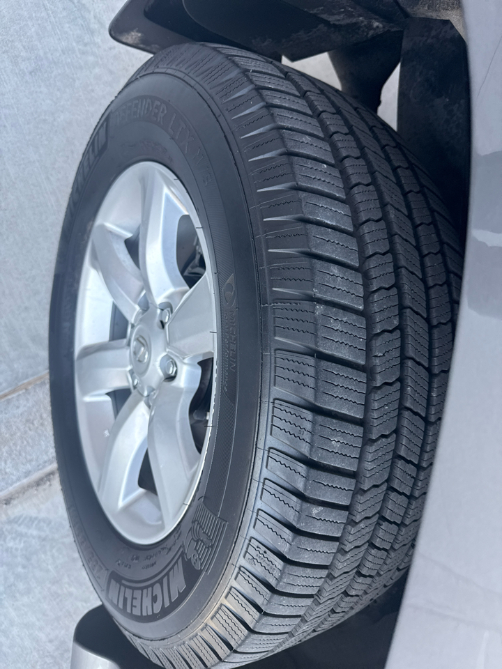 Lexus GX 460 4WD 4dr 2012