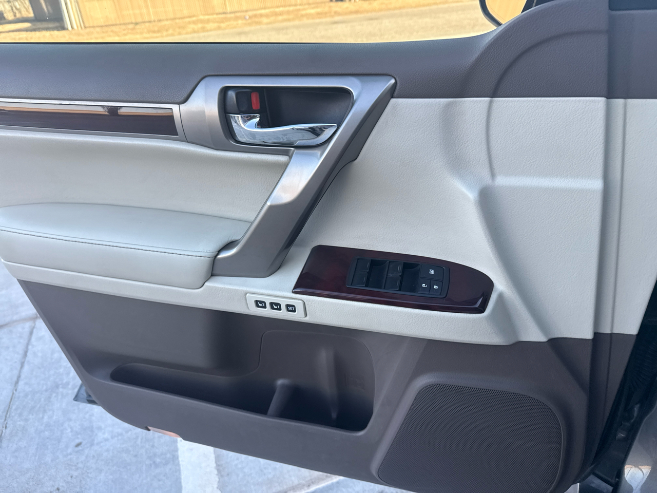 Lexus GX 460 4WD 4dr 2012